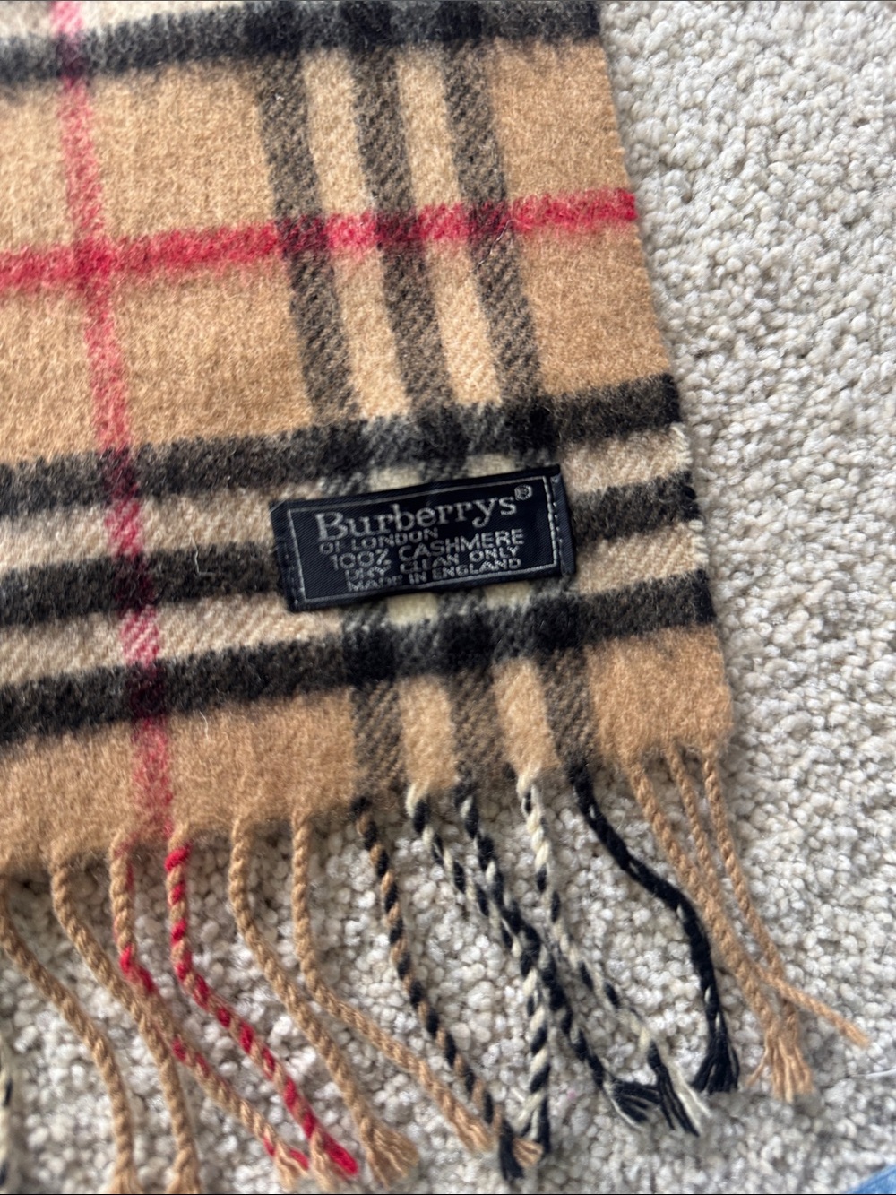 Vintage Burberry Beige Check Cashmere Scarf - Picture 2 of 3